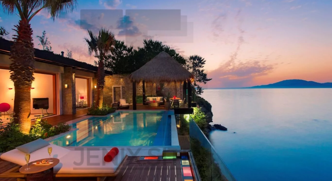 Ultra-Luxury Beach VillasUltra-Luxury Beach Villas